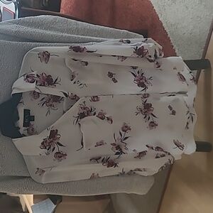 BCX FLORIAL PRINT COLLARED SHIRT